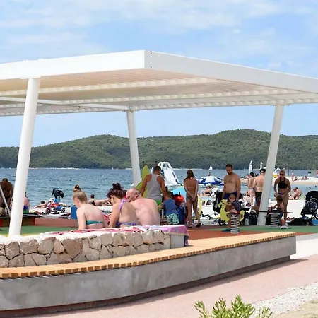 Sea Star * Brodarica (Sibenik-Knin)